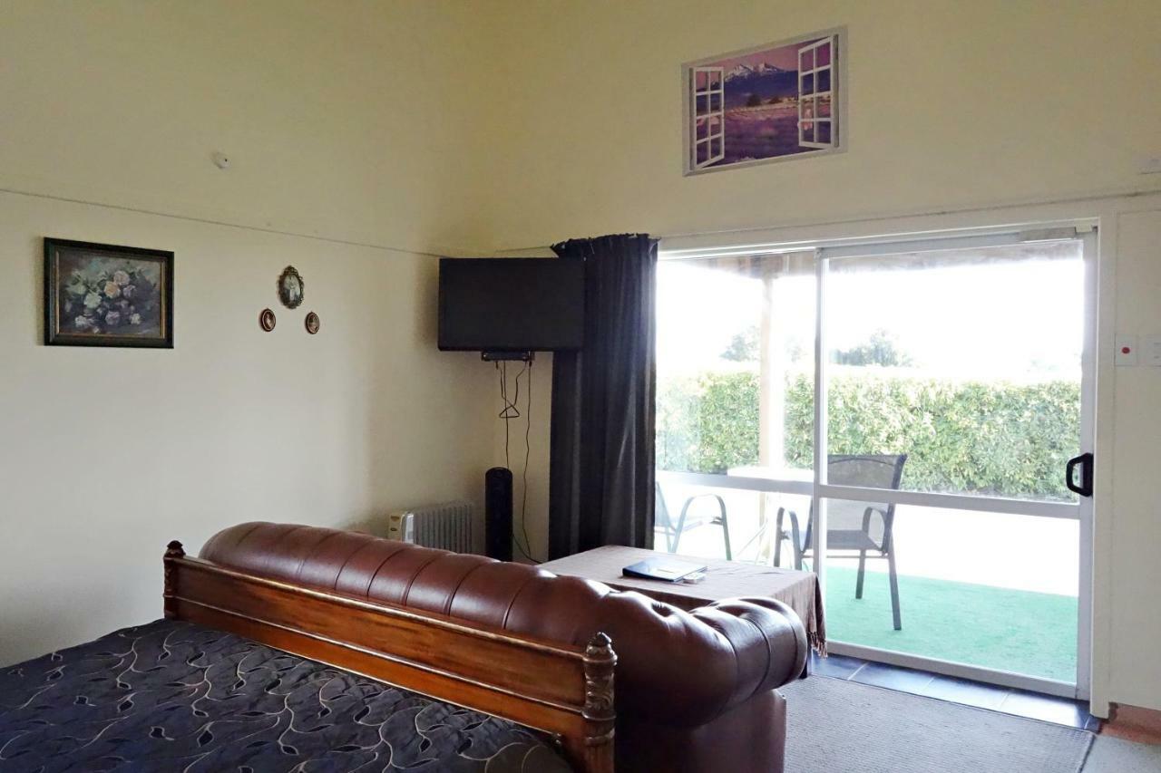 Manor Views Nz Otel Huntly Dış mekan fotoğraf